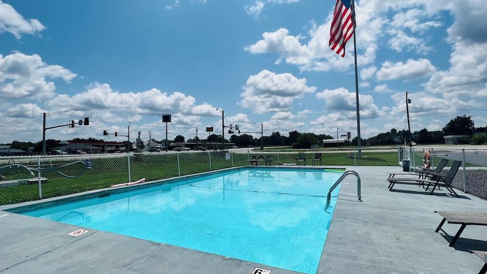 Country Inn Motel photo 7
