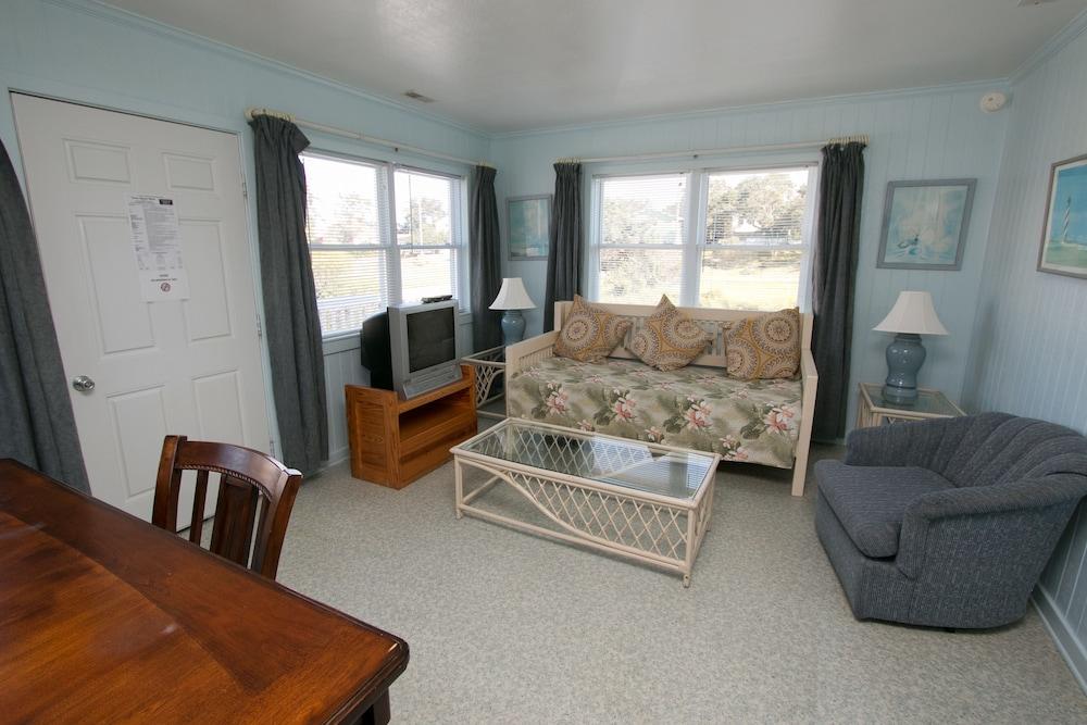 Outer Banks Motel - Village Accommodations photo 97
