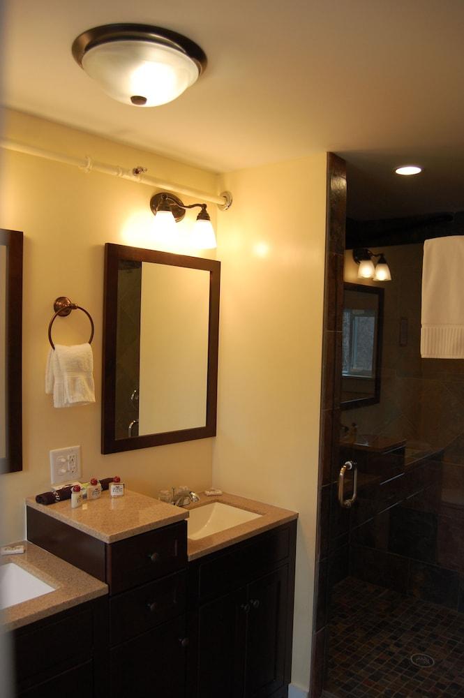 Cranmore Inn photo 83