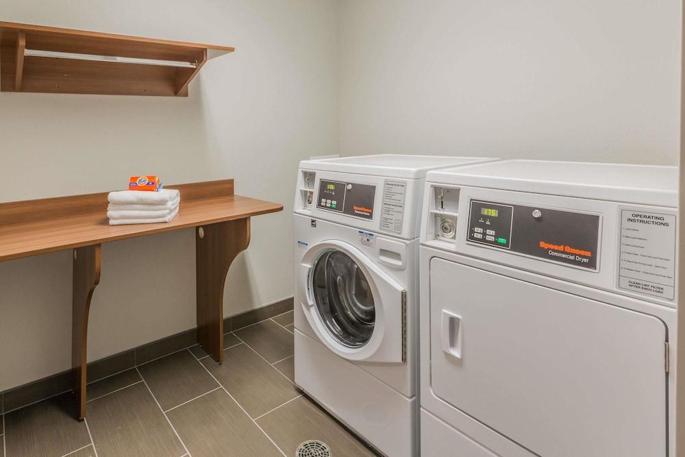 Microtel Inn & Suites By Wyndham Tioga photo 13