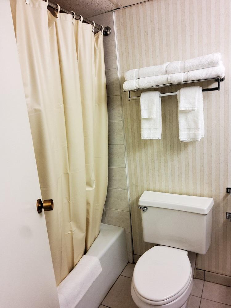 Klopfenstein Inn and Suites photo 30