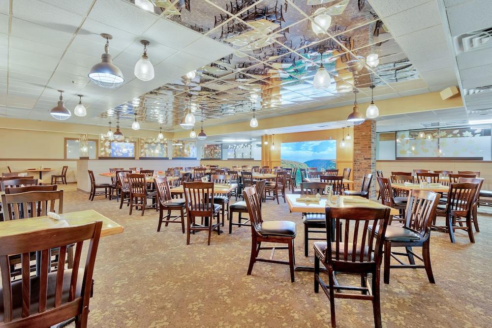Split Rock Resort photo 79