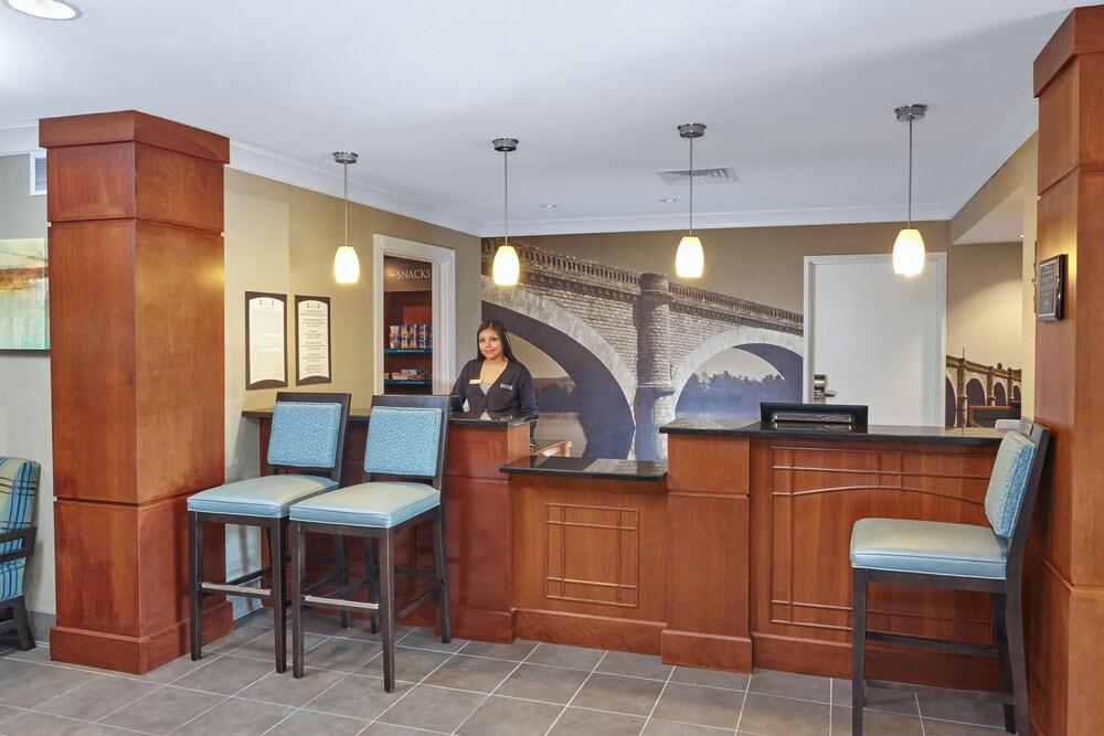 Staybridge Suites Chicago - Glenview by IHG photo 11
