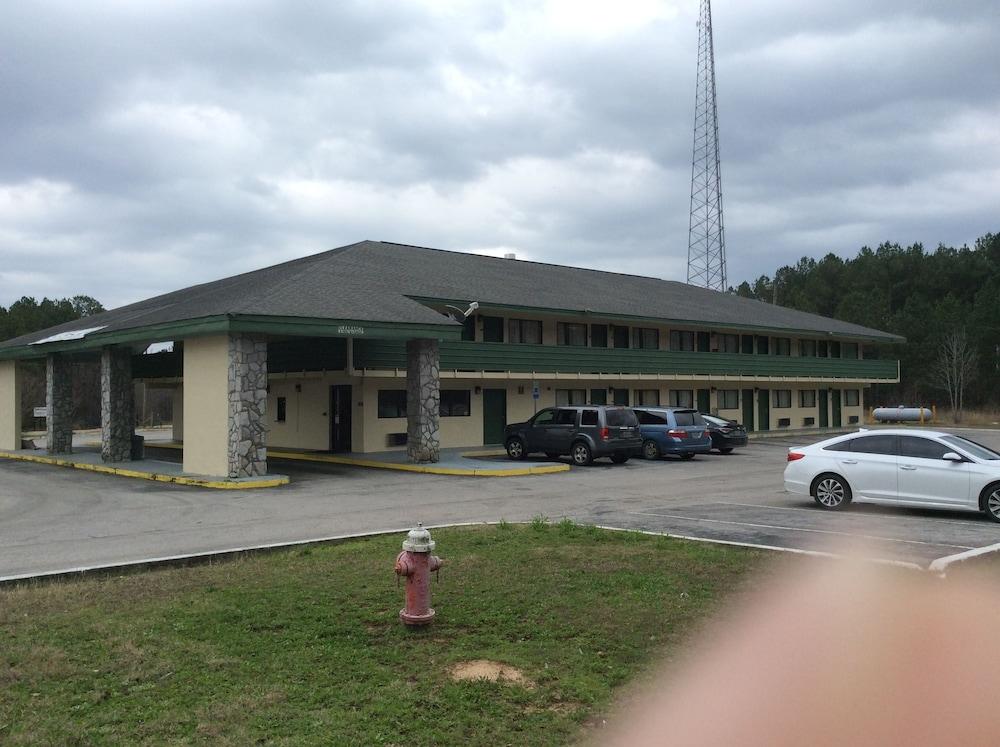 Days Inn by Wyndham York Alabama photo 17