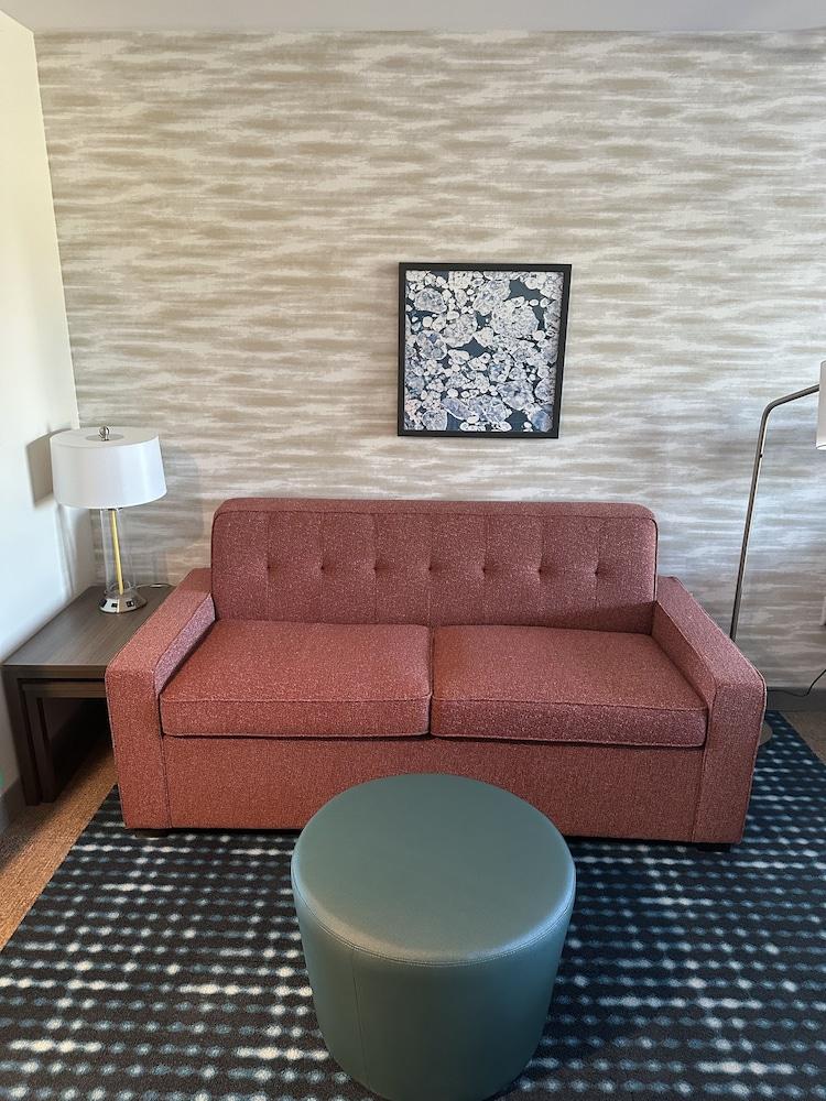 Home2 Suites By Hilton Racine photo 7