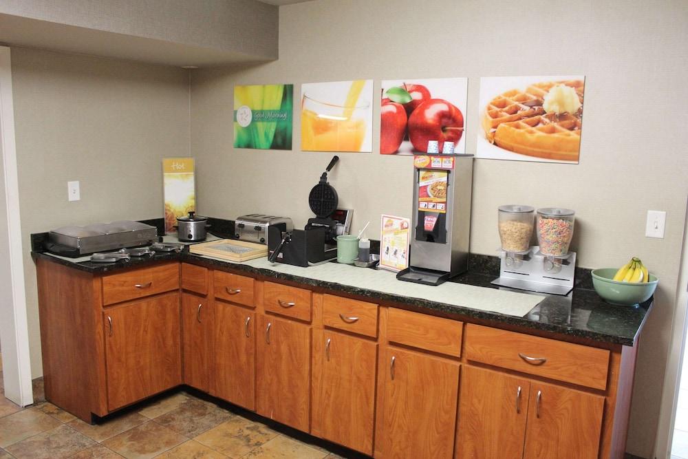 Quality Inn Conway - Greenbrier photo 46