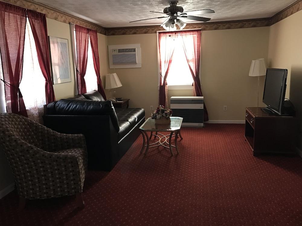 Exit 5 Resort & Condominium photo 59