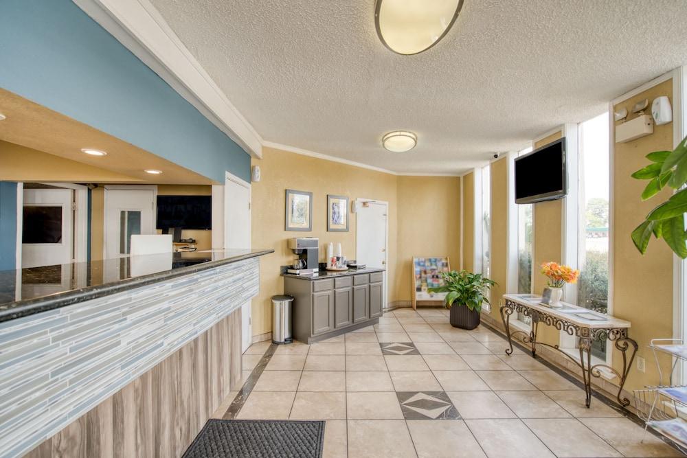 OYO Hotel Alexandria LA - Hwy 165 photo 26