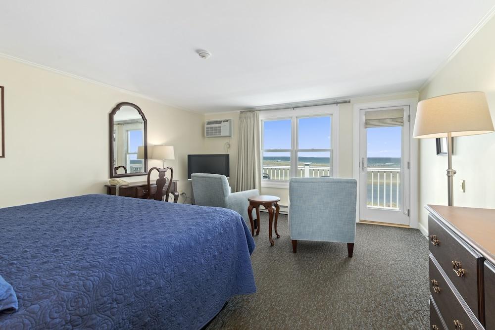 The Sparhawk Oceanfront Resort photo 35