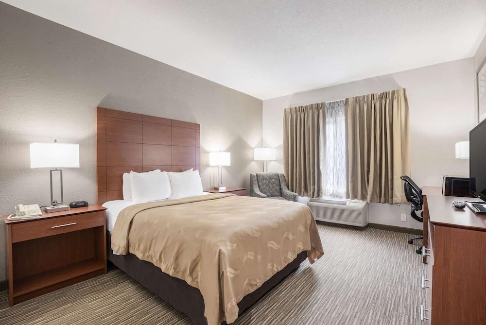 Quality Inn & Suites Lodi I-90 photo 11