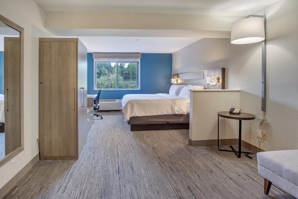 Holiday Inn Express Portland East - Troutdale by IHG photo 35
