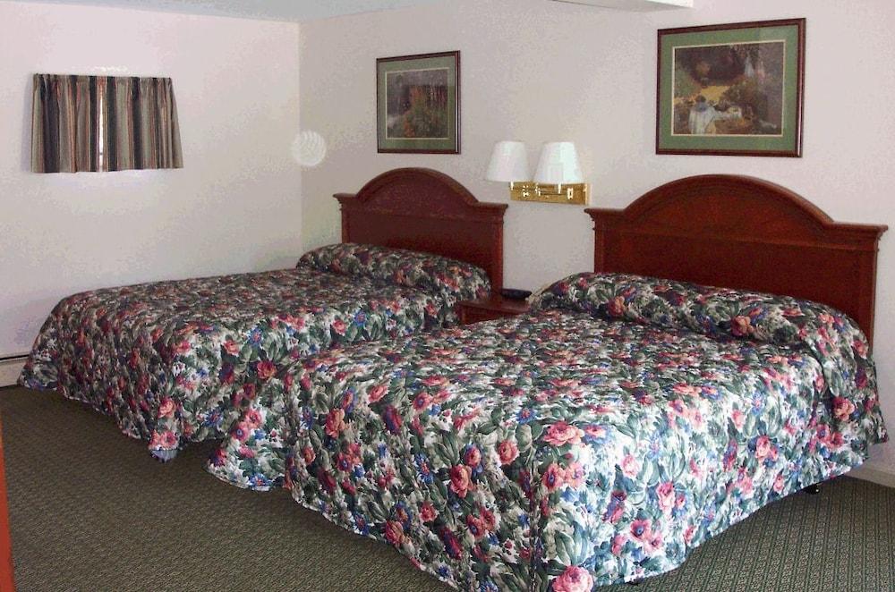 The Towne Motel photo 20