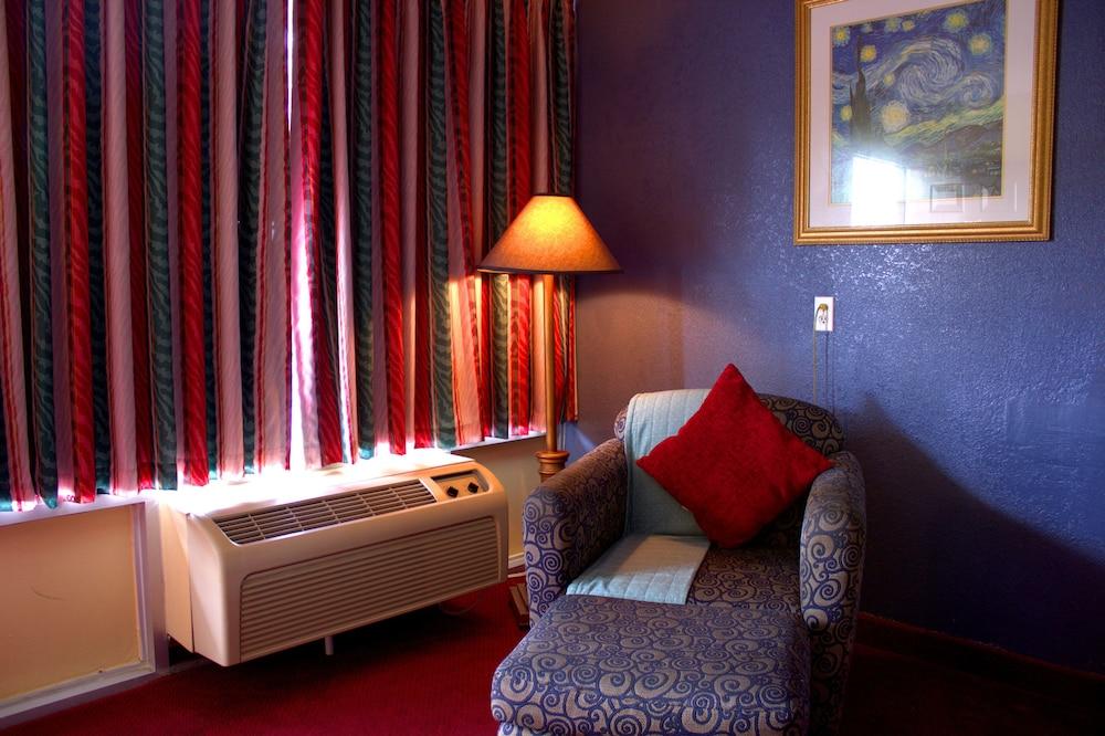 Lambert Inn photo 8