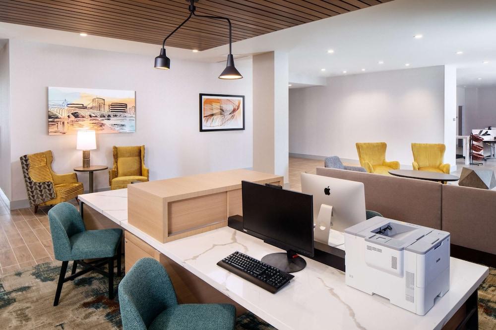 Hyatt House North Scottsdale photo 3