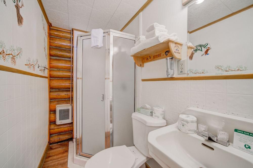 Sportsmans Lodge photo 60