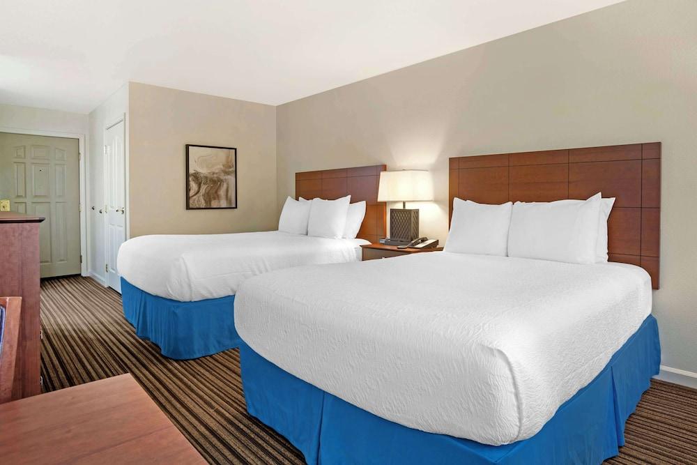 Best Western Clovis Cole photo 39