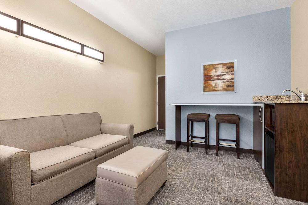 Microtel Inn & Suites by Wyndham Woodstock/Atlanta North photo 27