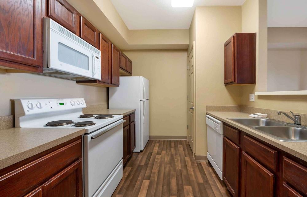 Extended Stay America Suites Houston Med Ctr Braeswood Bl photo 5