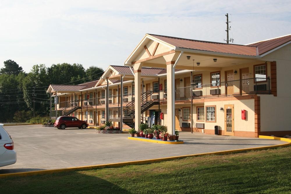 Coach Inn photo 8