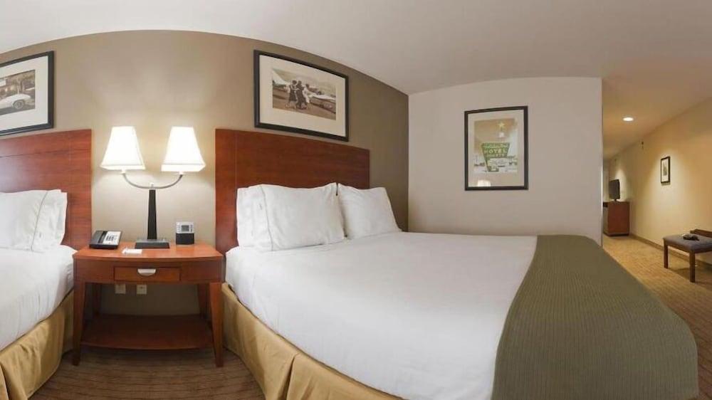 Holiday Inn Express Inn & Suites Searcy by IHG photo 12