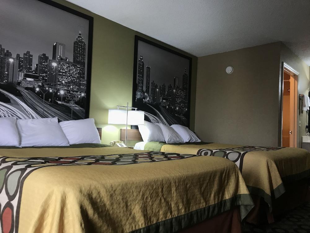 Super 8 by Wyndham Ashburn photo 7