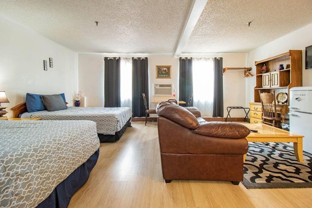 Motel 229 @ Garden of the Gods photo 10