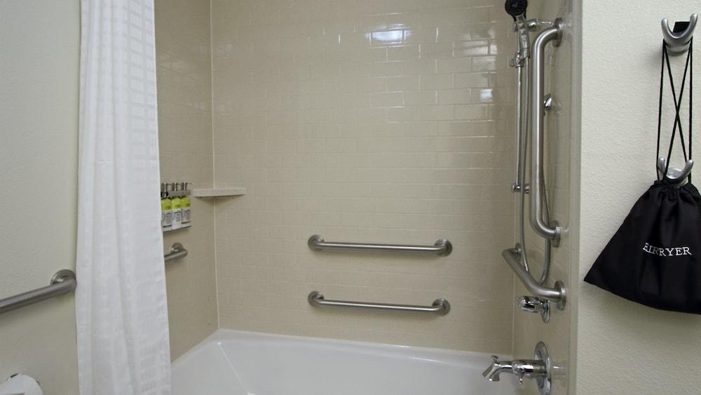 Candlewood Suites Dallas-Frisco NW Toyota Ctr by IHG photo 3
