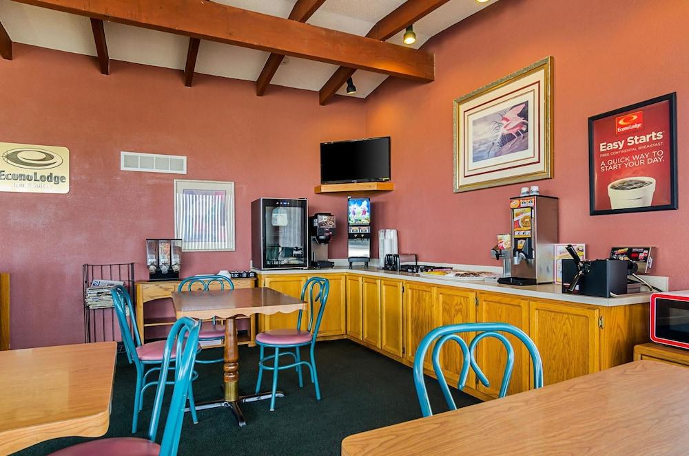 Econo Lodge photo 27