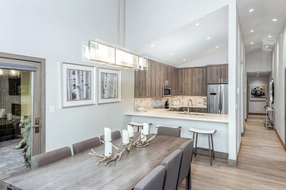 Christiania Condos - CoralTree Residence Collection photo 71