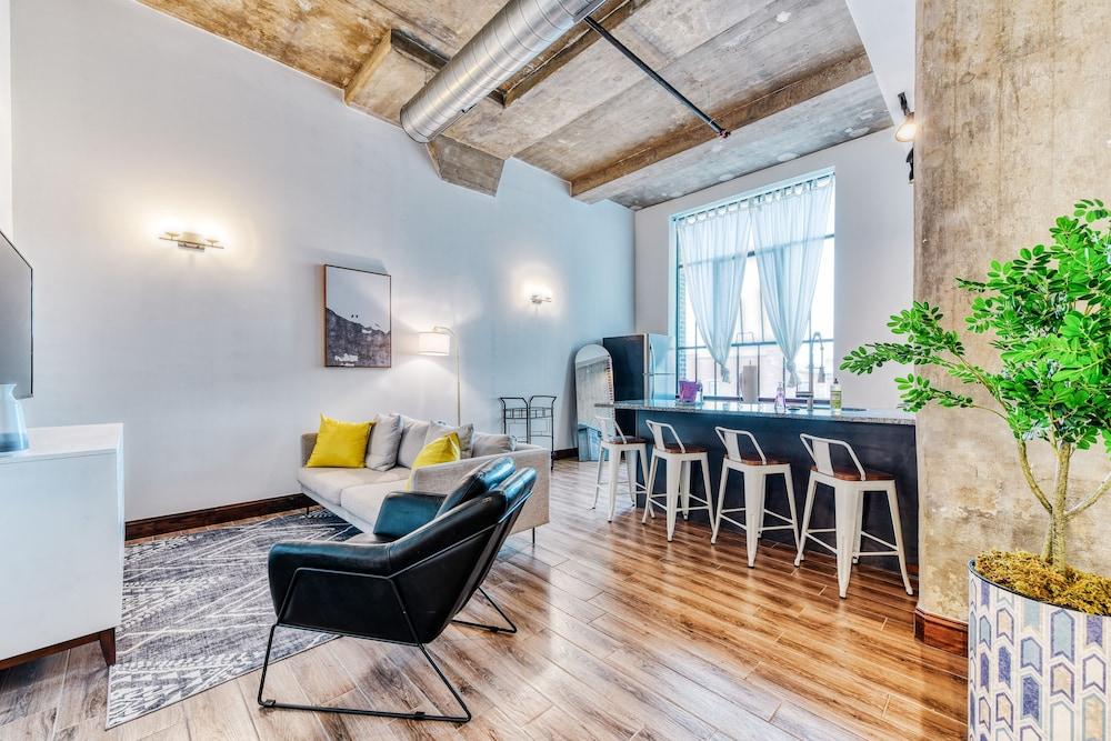 Sosuite at Independence Lofts - Callowhill photo 67
