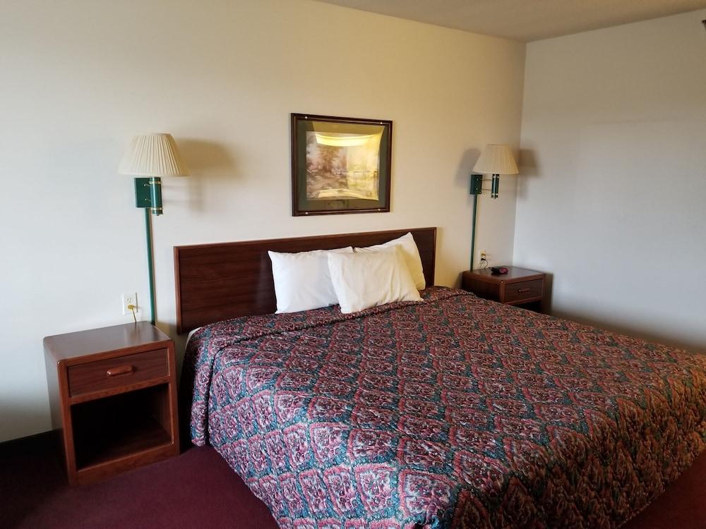 Bilmar Inn & Suites by Hotel O Hwy 77 photo 63