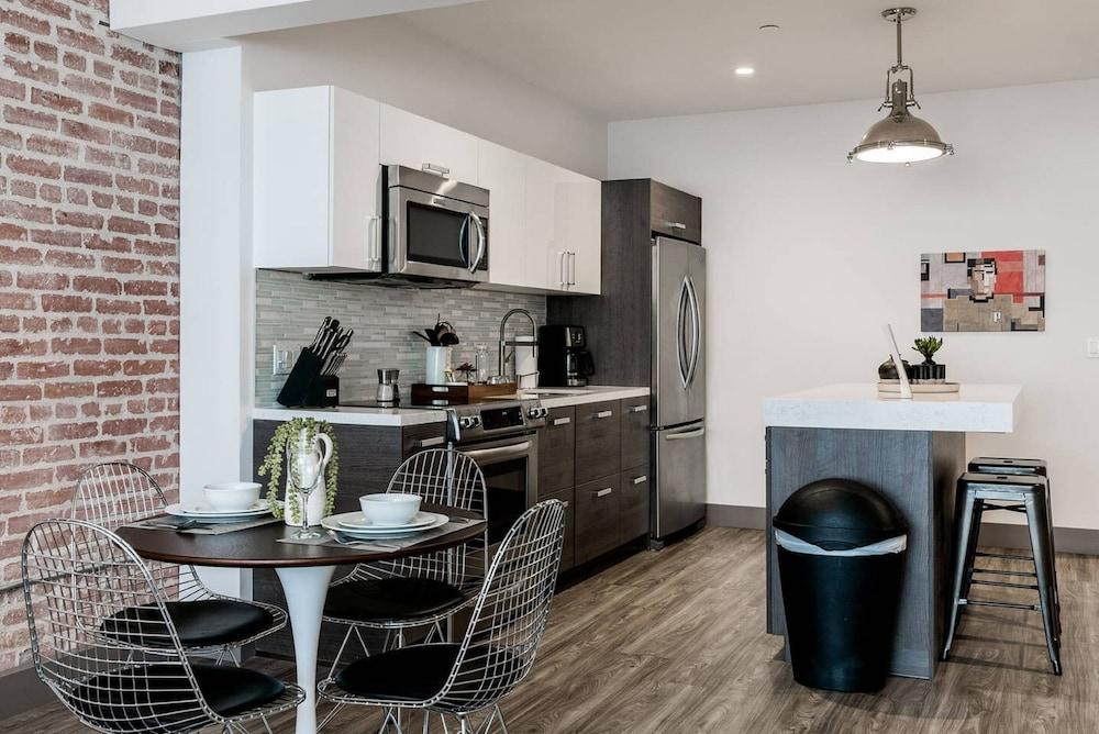 Abode Los Angeles - Downtown South Park photo 31