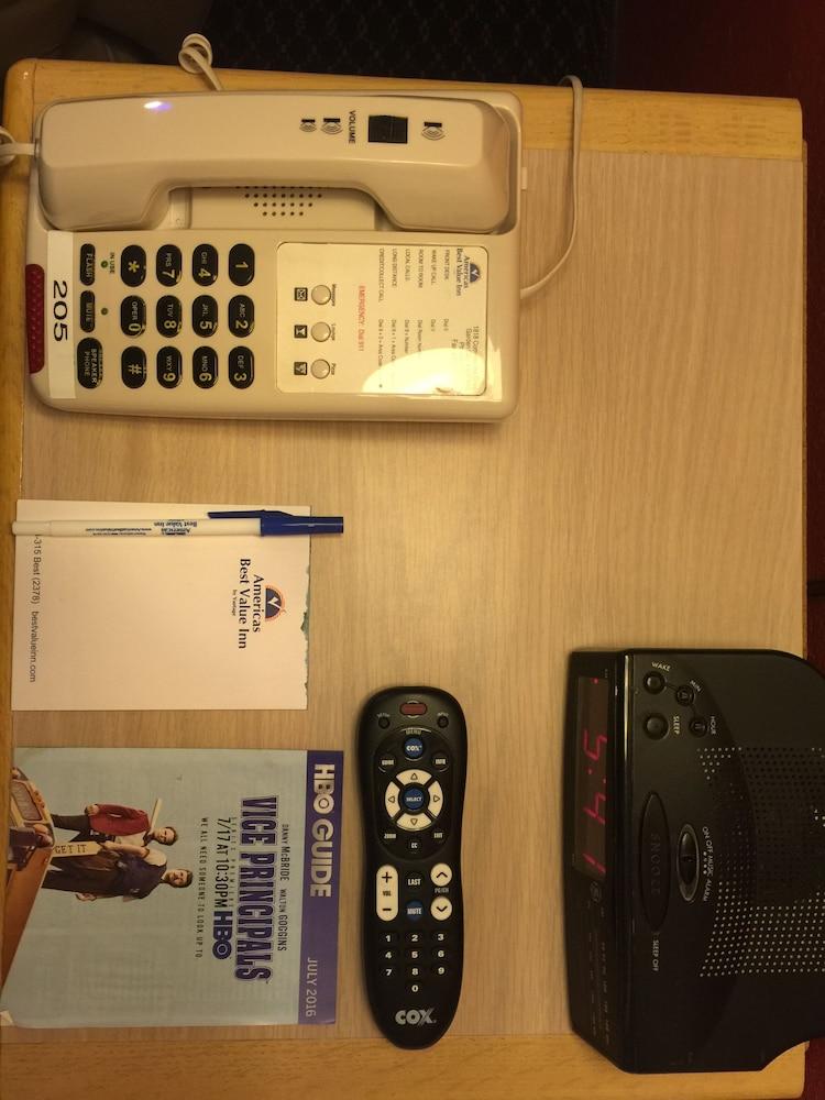 Americas Best Value Inn Garden City photo 27