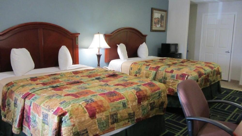 Regency Inn photo 7