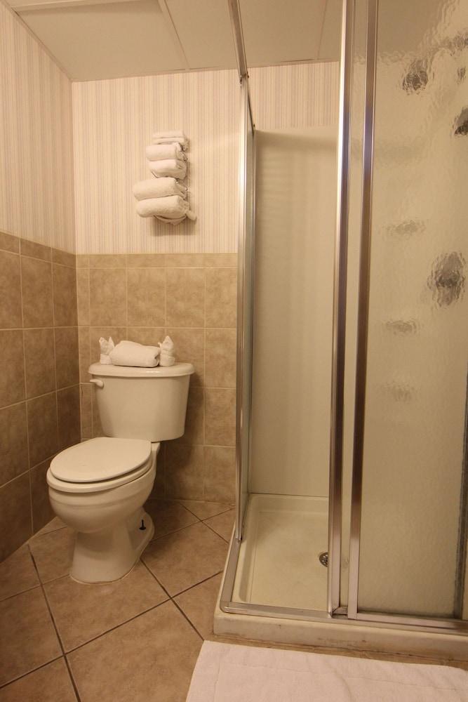 Harrison Hall Hotel photo 54