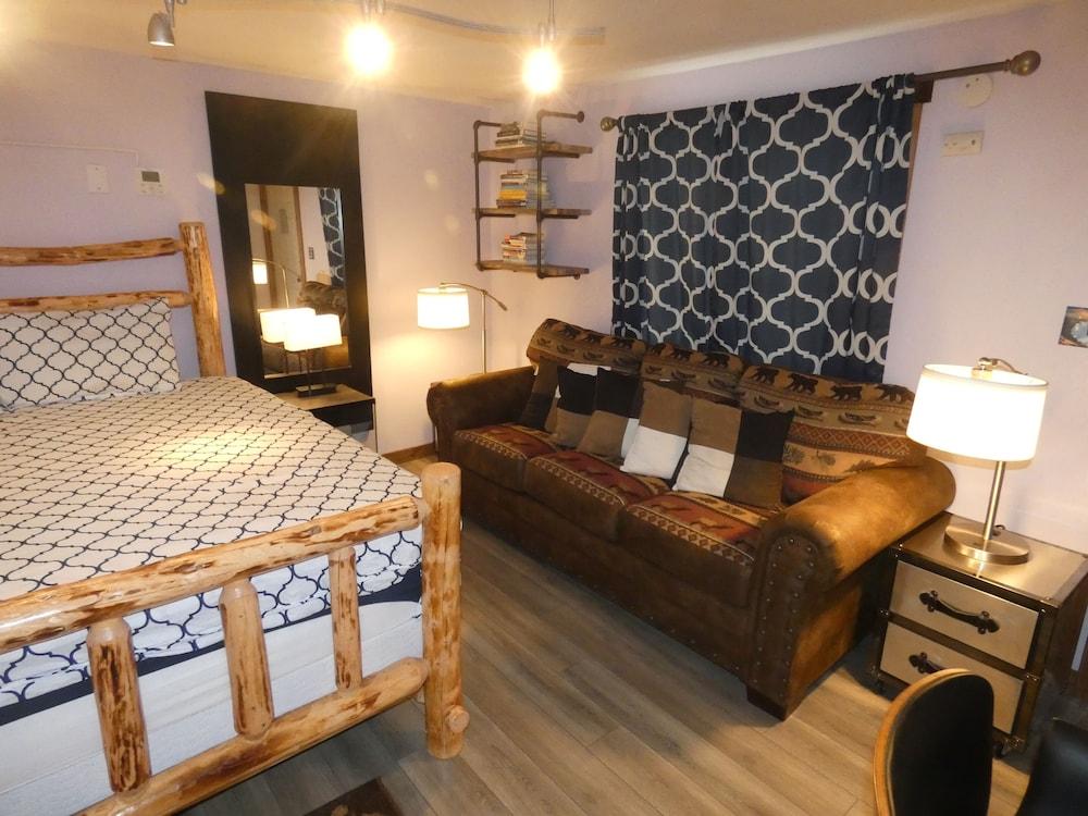 Yellowstone Motel - Adults Only photo 21