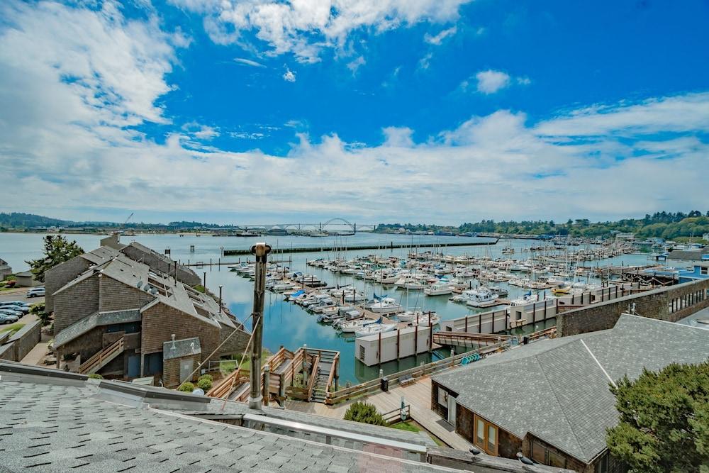Embarcadero Resort Hotel & Marina photo 10