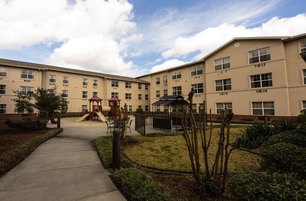 Landmark Inn Fort Liberty photo 1