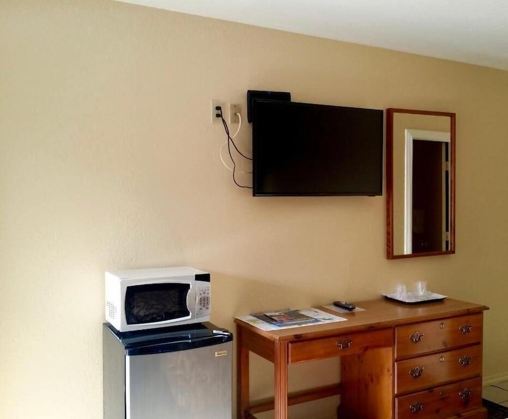 Parkway Inn Eugene photo 12