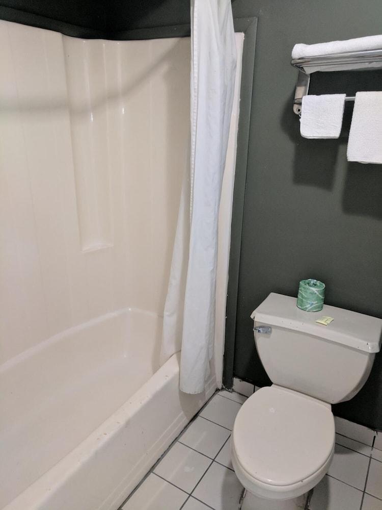 Budget Motor Lodge photo 3