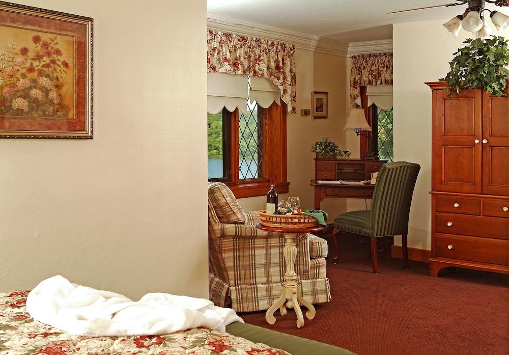 Punderson Manor Lodge and Conference Center photo 7