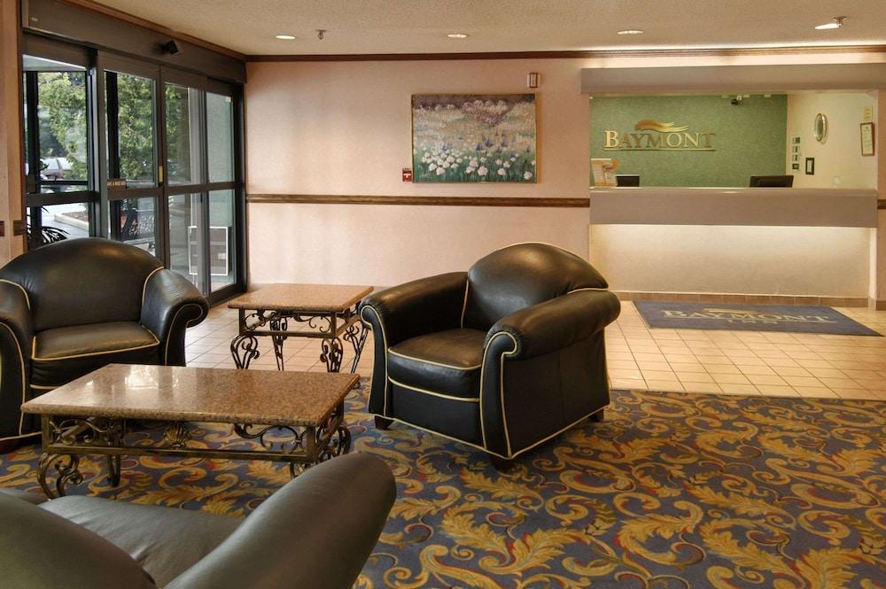 Baymont by Wyndham Battle Creek/I-94 photo 2