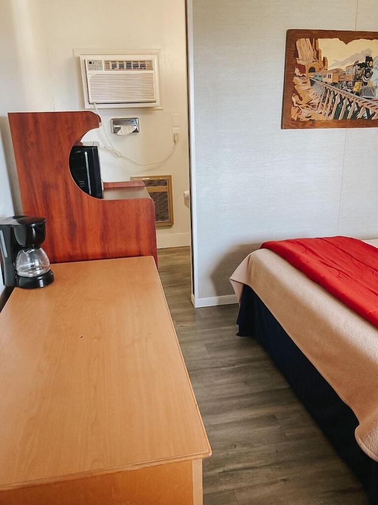 Wastabound Motels LLC photo 16
