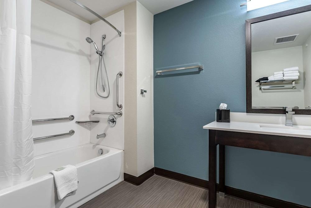 Sleep Inn & Suites Milwaukee/Franklin photo 9
