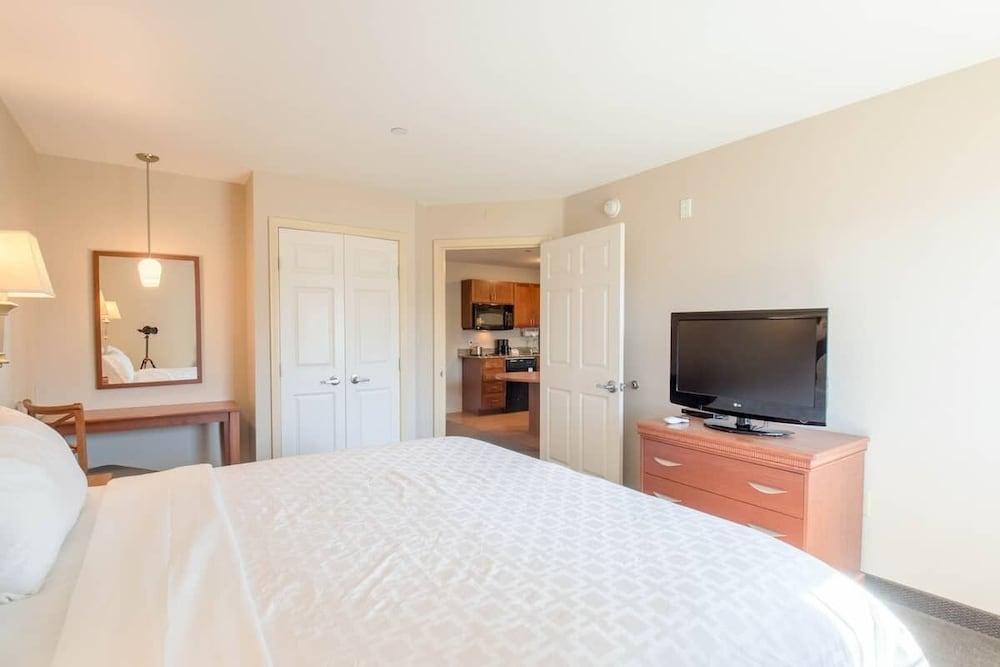 Western Slope suites photo 11