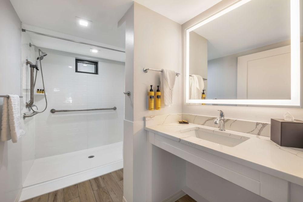 Best Western Plus Beach Resort photo 74