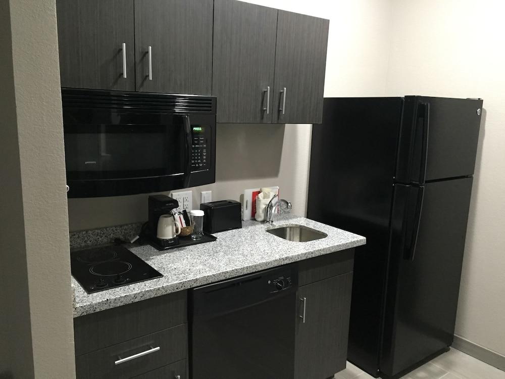 MainStay Suites Odessa I-20 photo 13