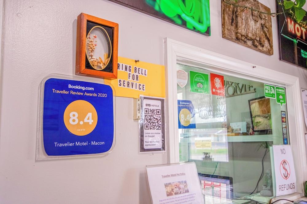 OYO Travelier Motel photo 89