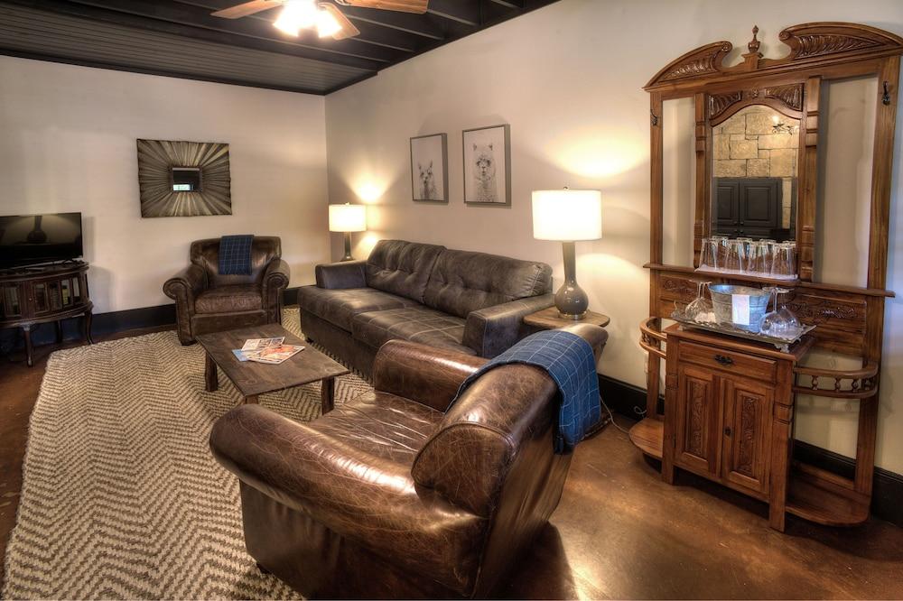 The Winchester Lodge photo 6