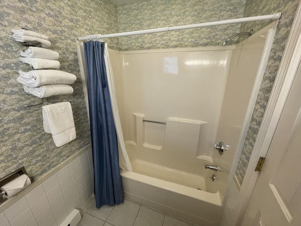 North Conway Mountain Inn photo 9